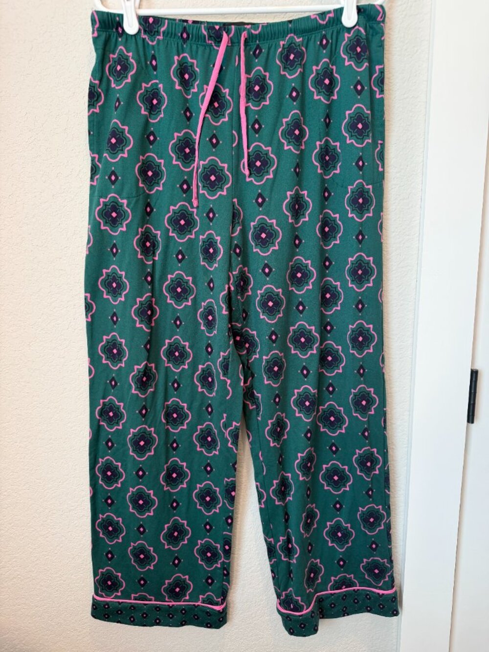 Room Service Green Pink Pajama Set Size XL - Picture 7 of 11